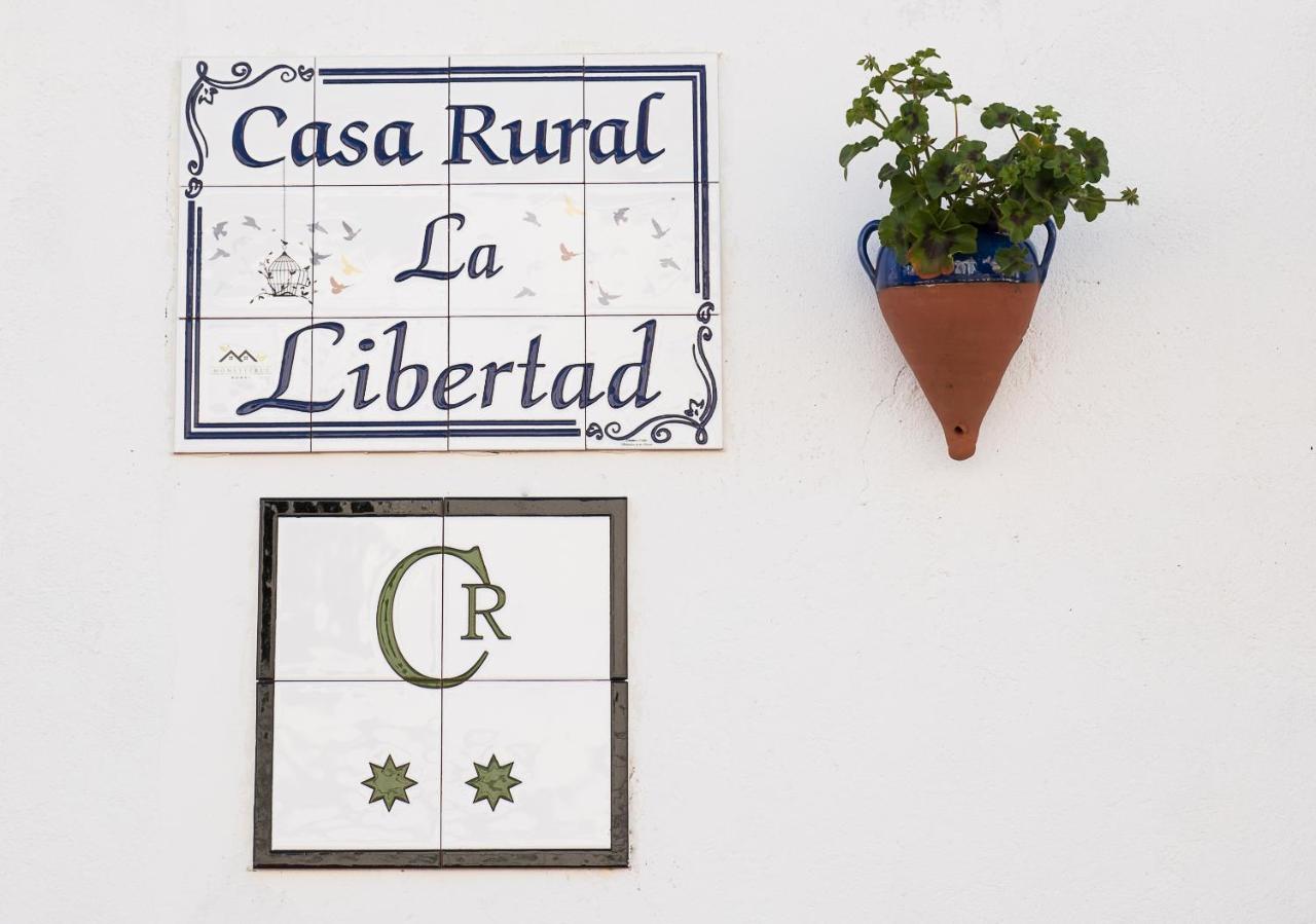 Casa Rural La Libertad Монестерио Экстерьер фото